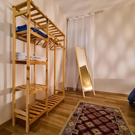 Lara's Apartament